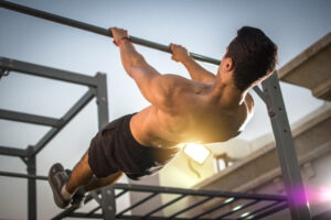 Calisthenics vs. Weightlifting: Which is Right for You?